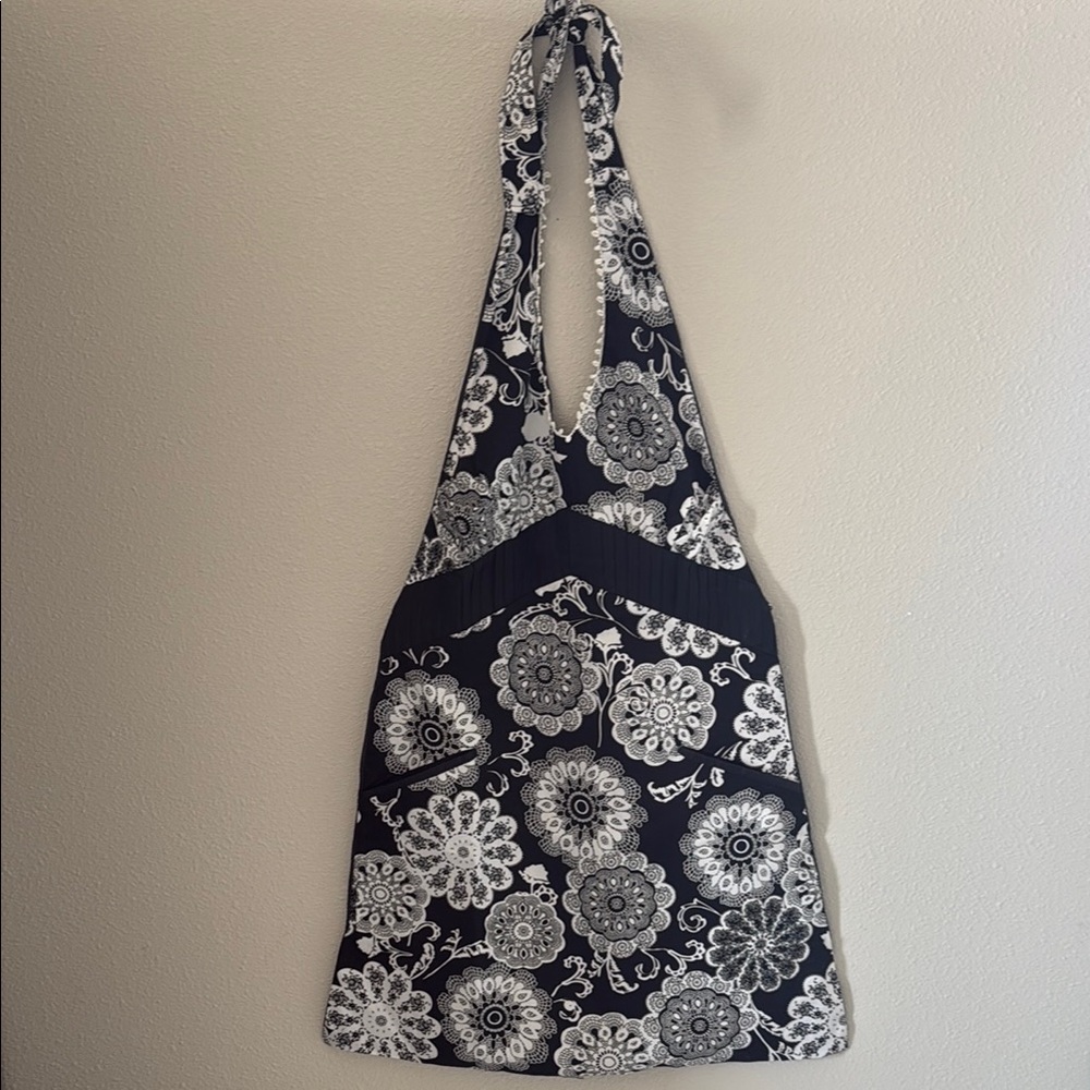 NWT Pier 1 Imports Black & White Full Alter Apron - One Size